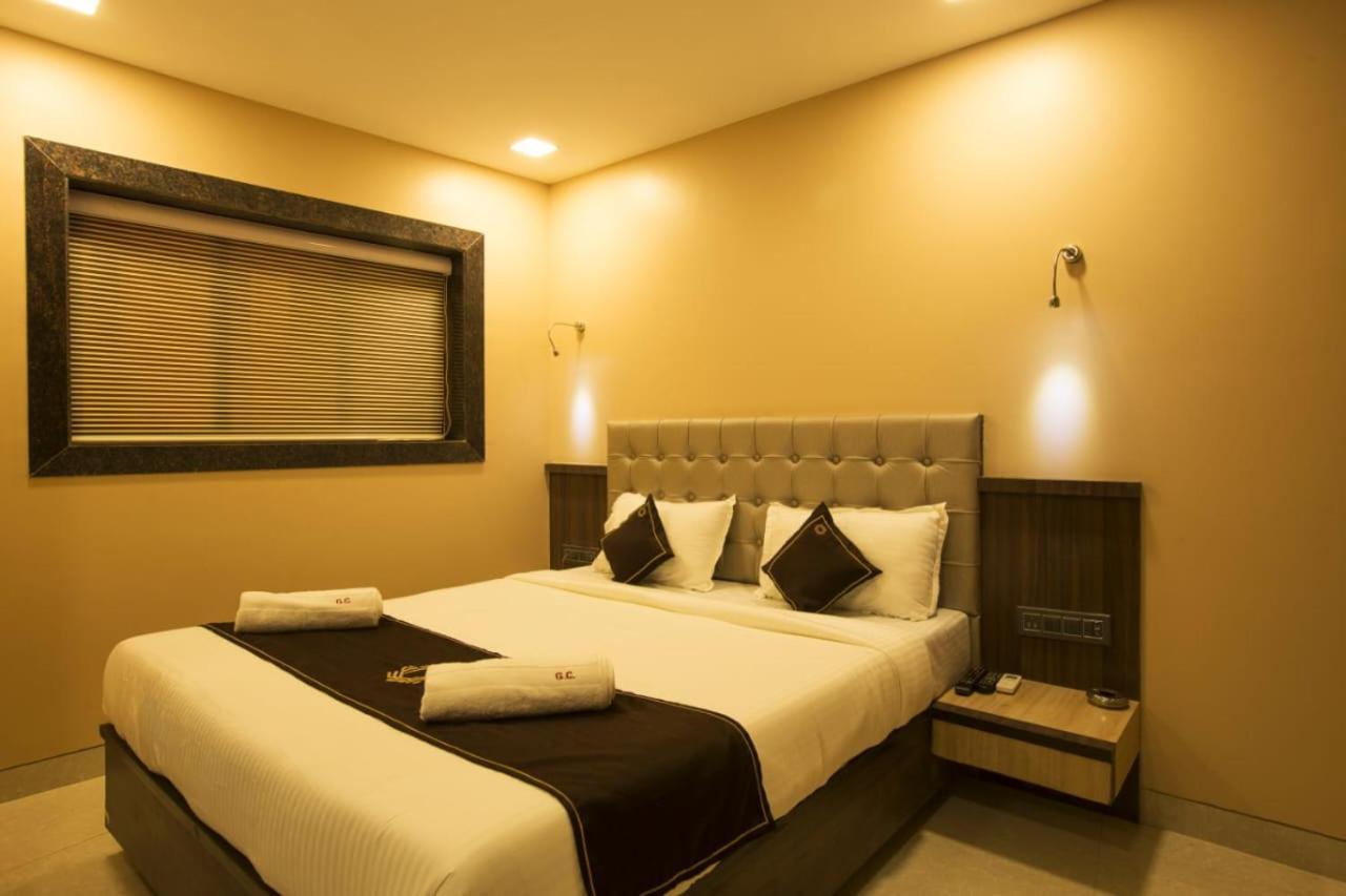 Hotel Golden Crown Mumbai Kültér fotó